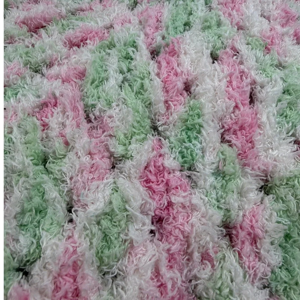 Handmade Crochet Chenille Baby Blanket Pink Green White Pinwheel‎ Swirl Lap
